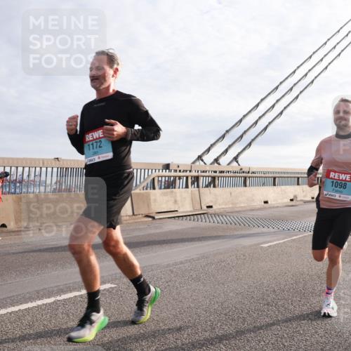 03.10.2024 - Köhlbrandbrückenlauf Matties Gatica Varas http://msf.ph/oto/7172273 03.10.2024 09:21:50 Position 2 1172, 1098 meine-sportfotos.de