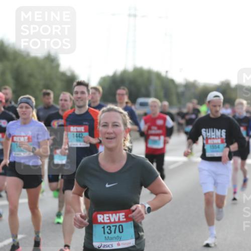 03.10.2024 - Köhlbrandbrückenlauf Fuchs,  Jonas http://msf.ph/oto/7174176 03.10.2024 09:13:15 Position 3 1442, 1370, 1554 meine-sportfotos.de