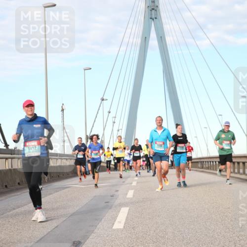 03.10.2024 - Köhlbrandbrückenlauf Jannik Wohlers http://msf.ph/oto/7174962 03.10.2024 09:42:50 Position 2 1412, 1446, 1848, 1499 meine-sportfotos.de