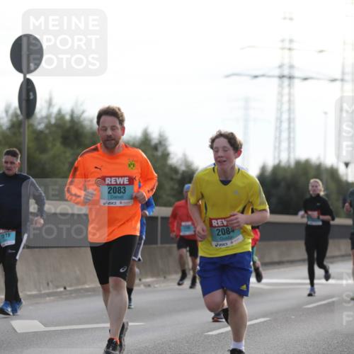 03.10.2024 - Köhlbrandbrückenlauf Fuchs,  Jonas http://msf.ph/oto/7176467 03.10.2024 09:14:21 Position 3 1519, 2083, 2084, 1690 meine-sportfotos.de