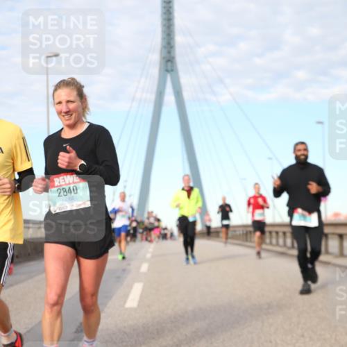 03.10.2024 - Köhlbrandbrückenlauf Jannik Wohlers http://msf.ph/oto/7176734 03.10.2024 09:42:58 Position 2 2439, 2840, 245 meine-sportfotos.de