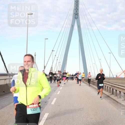 03.10.2024 - Köhlbrandbrückenlauf Jannik Wohlers http://msf.ph/oto/7176912 03.10.2024 09:43:01 Position 2 1337, 12, 1523 meine-sportfotos.de