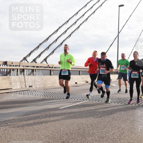 03.10.2024 - Köhlbrandbrückenlauf Matties Gatica Varas http://msf.ph/oto/7177430 03.10.2024 09:23:35 Position 2 1348, 1214, 3468, 1630, 1229 meine-sportfotos.de