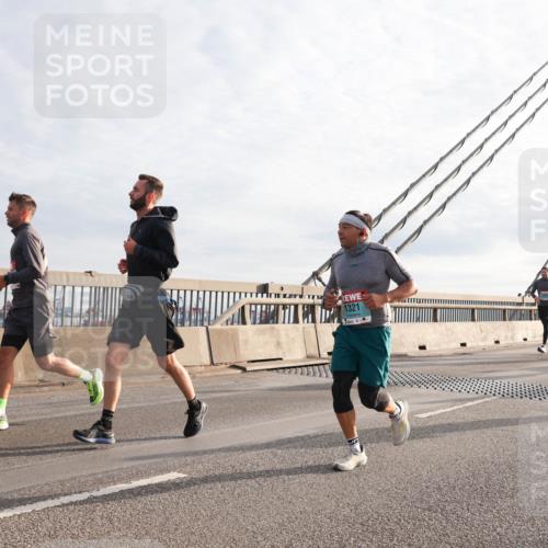 03.10.2024 - Köhlbrandbrückenlauf Matties Gatica Varas http://msf.ph/oto/7178726 03.10.2024 09:23:55 Position 2 1321 meine-sportfotos.de