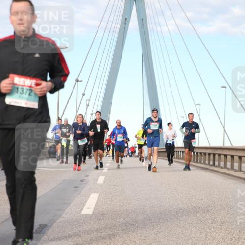 03.10.2024 - Köhlbrandbrückenlauf Jannik Wohlers http://msf.ph/oto/7180946 03.10.2024 09:43:39 Position 2 1372, 1649 meine-sportfotos.de