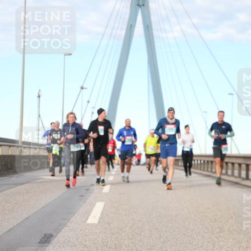 03.10.2024 - Köhlbrandbrückenlauf Jannik Wohlers http://msf.ph/oto/7181063 03.10.2024 09:43:41 Position 2 1915 meine-sportfotos.de
