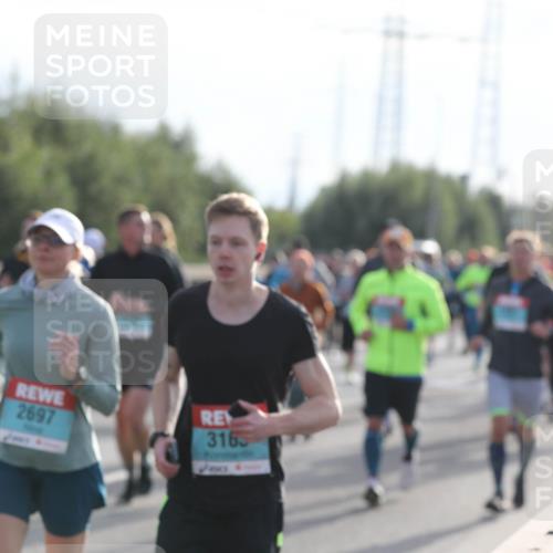 03.10.2024 - Köhlbrandbrückenlauf Fuchs,  Jonas http://msf.ph/oto/7182895 03.10.2024 09:17:45 Position 3 2697, 3165 meine-sportfotos.de