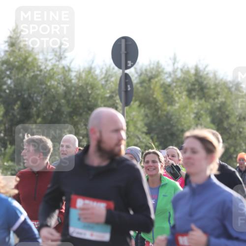 03.10.2024 - Köhlbrandbrückenlauf Fuchs,  Jonas http://msf.ph/oto/7184685 03.10.2024 09:19:08 Position 3 2353 meine-sportfotos.de