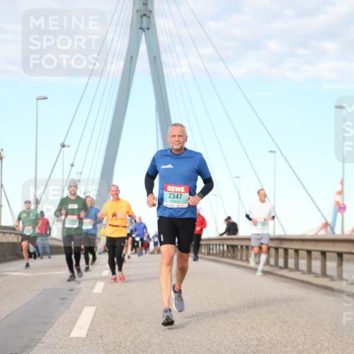 03.10.2024 - Köhlbrandbrückenlauf Jannik Wohlers http://msf.ph/oto/7185169 03.10.2024 09:43:58 Position 2 1809, 2347 meine-sportfotos.de