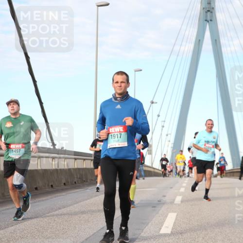 03.10.2024 - Köhlbrandbrückenlauf Jannik Wohlers http://msf.ph/oto/7185402 03.10.2024 09:44:03 Position 2 1497, 1917, 2073 meine-sportfotos.de