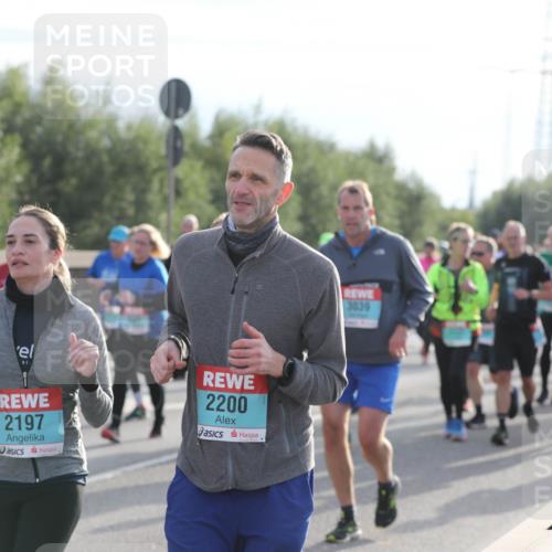 03.10.2024 - Köhlbrandbrückenlauf Fuchs,  Jonas http://msf.ph/oto/7185884 03.10.2024 09:20:39 Position 3 2197, 2200, 3039 meine-sportfotos.de