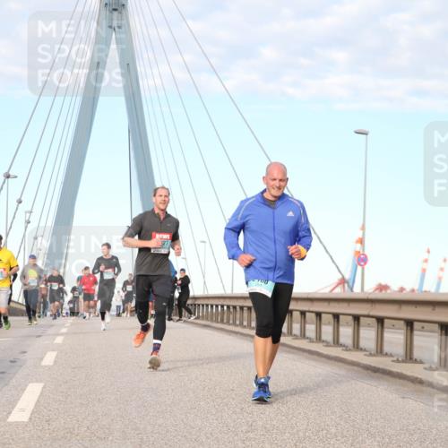 03.10.2024 - Köhlbrandbrückenlauf Jannik Wohlers http://msf.ph/oto/7186252 03.10.2024 09:44:10 Position 2  meine-sportfotos.de