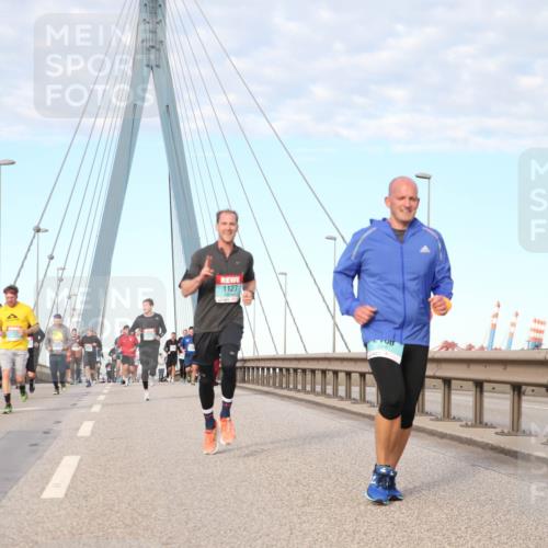 03.10.2024 - Köhlbrandbrückenlauf Jannik Wohlers http://msf.ph/oto/7186322 03.10.2024 09:44:11 Position 2  meine-sportfotos.de