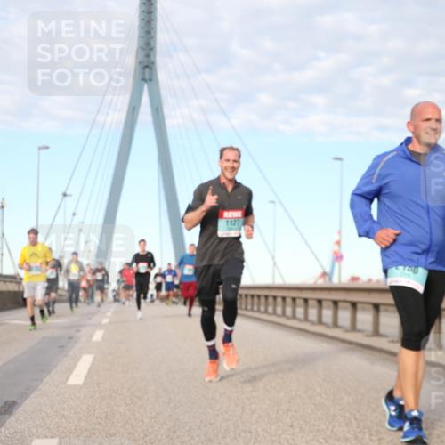 03.10.2024 - Köhlbrandbrückenlauf Jannik Wohlers http://msf.ph/oto/7186406 03.10.2024 09:44:11 Position 2 1127, 780 meine-sportfotos.de