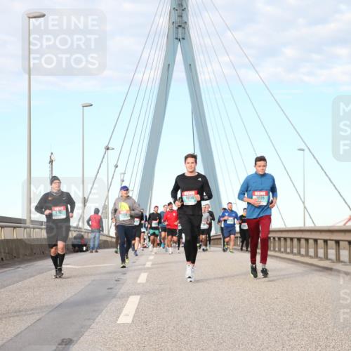 03.10.2024 - Köhlbrandbrückenlauf Jannik Wohlers http://msf.ph/oto/7186606 03.10.2024 09:44:14 Position 2 1722, 1762, 1080, 1036, 1035 meine-sportfotos.de