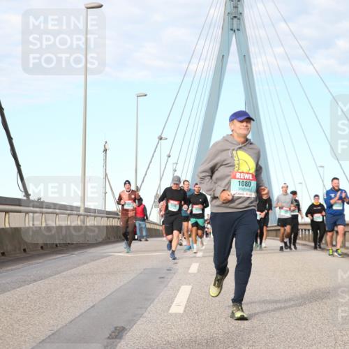 03.10.2024 - Köhlbrandbrückenlauf Jannik Wohlers http://msf.ph/oto/7186750 03.10.2024 09:44:18 Position 2 1398, 1080 meine-sportfotos.de