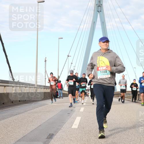 03.10.2024 - Köhlbrandbrückenlauf Jannik Wohlers http://msf.ph/oto/7186767 03.10.2024 09:44:19 Position 2 1398, 1080 meine-sportfotos.de