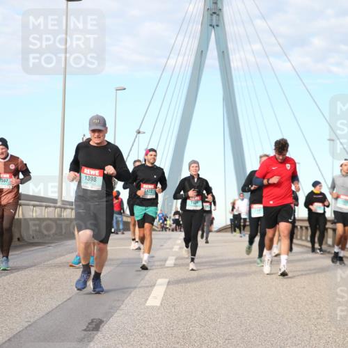 03.10.2024 - Köhlbrandbrückenlauf Jannik Wohlers http://msf.ph/oto/7187080 03.10.2024 09:44:22 Position 2 1398, 1597, 422, 1421, 2441, 15, 1719 meine-sportfotos.de
