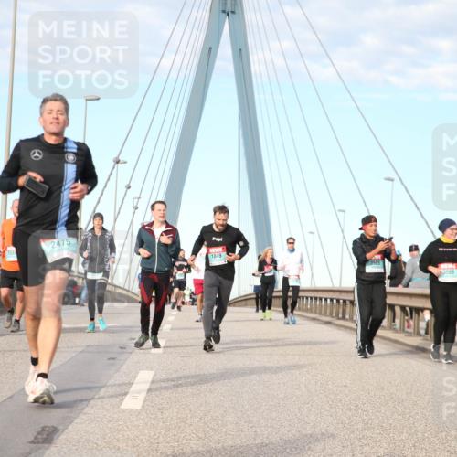 03.10.2024 - Köhlbrandbrückenlauf Jannik Wohlers http://msf.ph/oto/7187671 03.10.2024 09:44:25 Position 2 2475 meine-sportfotos.de