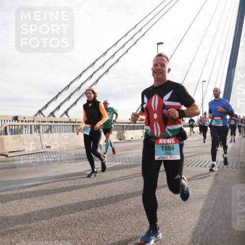 03.10.2024 - Köhlbrandbrückenlauf Matties Gatica Varas http://msf.ph/oto/7188673 03.10.2024 09:26:34 Position 2 1984, 1633 meine-sportfotos.de