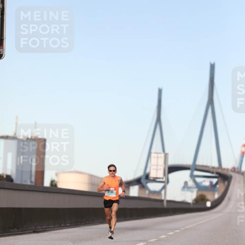 03.10.2024 - Köhlbrandbrückenlauf Fuchs,  Jonas http://msf.ph/oto/7193234 03.10.2024 09:30:53 Position 3 3735 meine-sportfotos.de