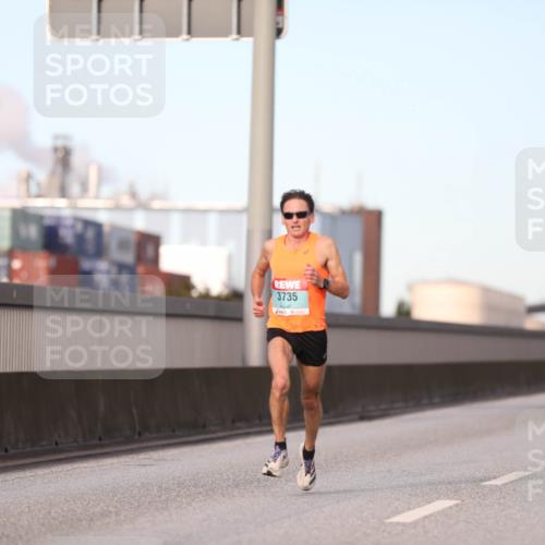 03.10.2024 - Köhlbrandbrückenlauf Fuchs,  Jonas http://msf.ph/oto/7193348 03.10.2024 09:30:57 Position 3 3735, 9710 meine-sportfotos.de