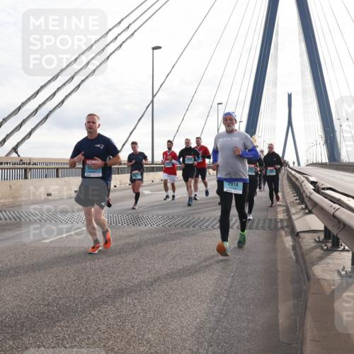 03.10.2024 - Köhlbrandbrückenlauf Matties Gatica Varas http://msf.ph/oto/7193858 03.10.2024 09:27:48 Position 2 30, 2018, 2910 meine-sportfotos.de