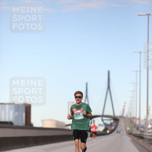 03.10.2024 - Köhlbrandbrückenlauf Fuchs,  Jonas http://msf.ph/oto/7194140 03.10.2024 09:34:04 Position 3 1038 meine-sportfotos.de