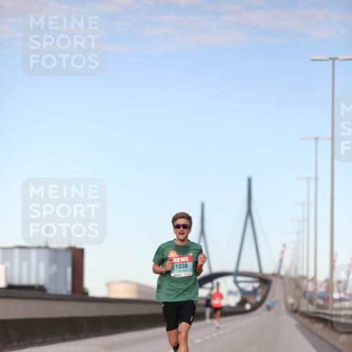 03.10.2024 - Köhlbrandbrückenlauf Fuchs,  Jonas http://msf.ph/oto/7194196 03.10.2024 09:34:04 Position 3 1038 meine-sportfotos.de