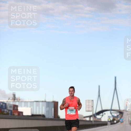 03.10.2024 - Köhlbrandbrückenlauf Fuchs,  Jonas http://msf.ph/oto/7194592 03.10.2024 09:34:17 Position 3 1006 meine-sportfotos.de