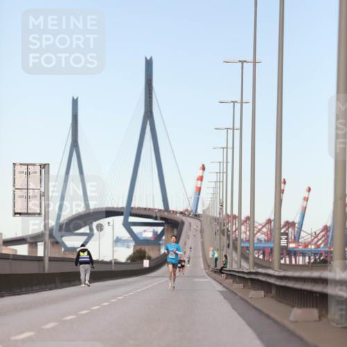 03.10.2024 - Köhlbrandbrückenlauf Fuchs,  Jonas http://msf.ph/oto/7194873 03.10.2024 09:34:21 Position 3  meine-sportfotos.de