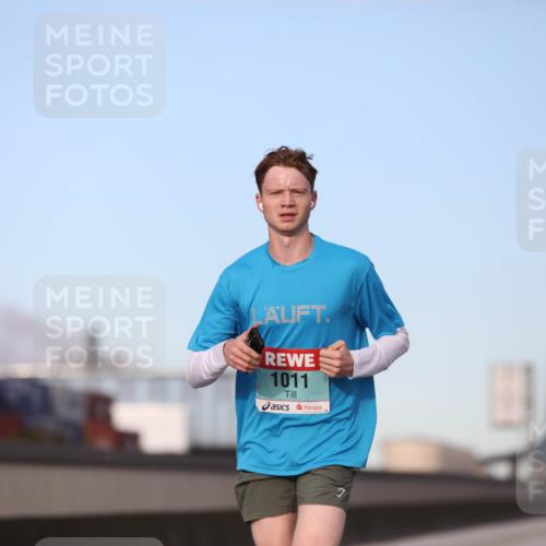 03.10.2024 - Köhlbrandbrückenlauf Fuchs,  Jonas http://msf.ph/oto/7195479 03.10.2024 09:34:40 Position 3 1011 meine-sportfotos.de