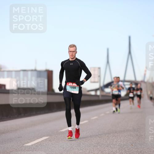 03.10.2024 - Köhlbrandbrückenlauf Fuchs,  Jonas http://msf.ph/oto/7195876 03.10.2024 09:35:11 Position 3 1099 meine-sportfotos.de