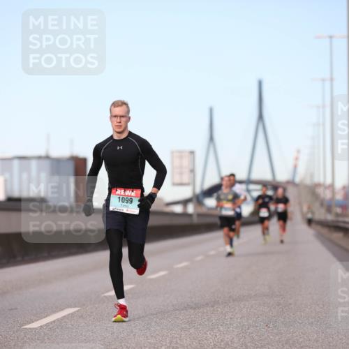 03.10.2024 - Köhlbrandbrückenlauf Fuchs,  Jonas http://msf.ph/oto/7195881 03.10.2024 09:35:11 Position 3 1099 meine-sportfotos.de