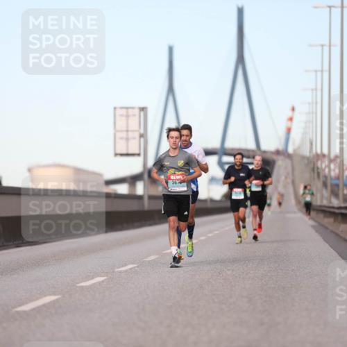 03.10.2024 - Köhlbrandbrückenlauf Fuchs,  Jonas http://msf.ph/oto/7195991 03.10.2024 09:35:12 Position 3 367 meine-sportfotos.de