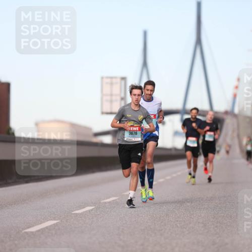 03.10.2024 - Köhlbrandbrückenlauf Fuchs,  Jonas http://msf.ph/oto/7196042 03.10.2024 09:35:13 Position 3 3676 meine-sportfotos.de