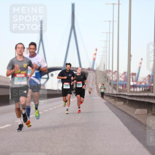 03.10.2024 - Köhlbrandbrückenlauf Fuchs,  Jonas http://msf.ph/oto/7196127 03.10.2024 09:35:14 Position 3 1020, 2423 meine-sportfotos.de