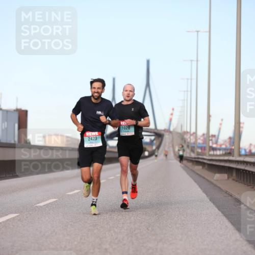 03.10.2024 - Köhlbrandbrückenlauf Fuchs,  Jonas http://msf.ph/oto/7196540 03.10.2024 09:35:20 Position 3 1020, 2423 meine-sportfotos.de