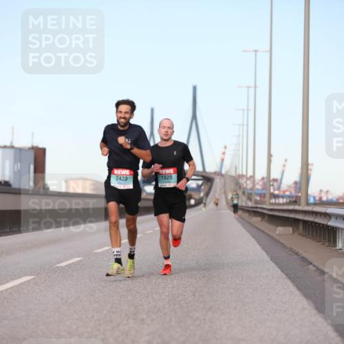 03.10.2024 - Köhlbrandbrückenlauf Fuchs,  Jonas http://msf.ph/oto/7196564 03.10.2024 09:35:20 Position 3 2423, 1020 meine-sportfotos.de