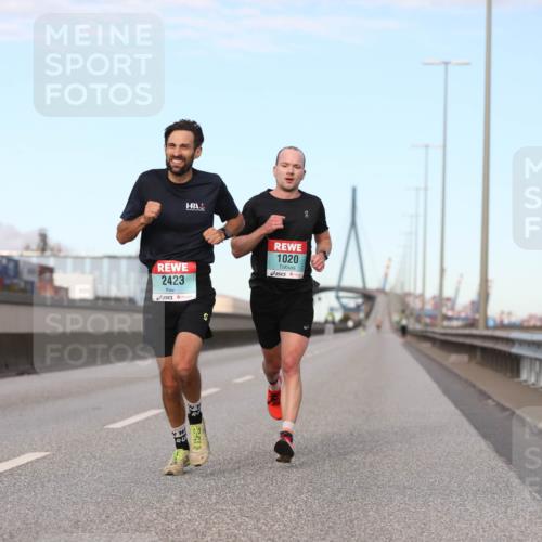 03.10.2024 - Köhlbrandbrückenlauf Fuchs,  Jonas http://msf.ph/oto/7196685 03.10.2024 09:35:22 Position 3 2423, 1020 meine-sportfotos.de