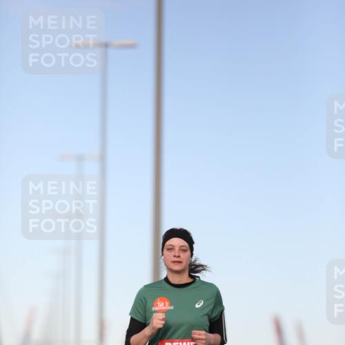 03.10.2024 - Köhlbrandbrückenlauf Fuchs,  Jonas http://msf.ph/oto/7196819 03.10.2024 09:35:49 Position 3 3006 meine-sportfotos.de