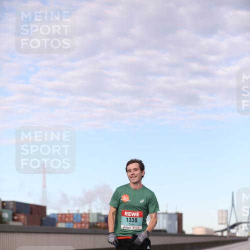 03.10.2024 - Köhlbrandbrückenlauf Fuchs,  Jonas http://msf.ph/oto/7197089 03.10.2024 09:35:57 Position 3 1330 meine-sportfotos.de