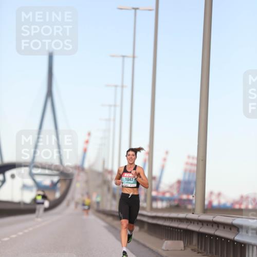 03.10.2024 - Köhlbrandbrückenlauf Fuchs,  Jonas http://msf.ph/oto/7197209 03.10.2024 09:36:00 Position 3 1047 meine-sportfotos.de