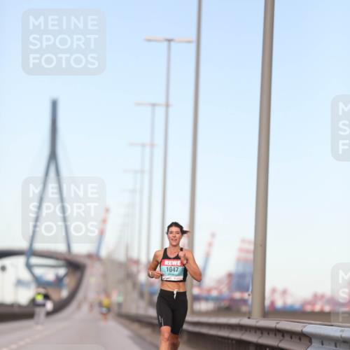03.10.2024 - Köhlbrandbrückenlauf Fuchs,  Jonas http://msf.ph/oto/7197254 03.10.2024 09:36:01 Position 3 0, 1047 meine-sportfotos.de