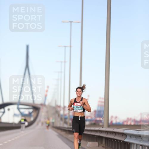 03.10.2024 - Köhlbrandbrückenlauf Fuchs,  Jonas http://msf.ph/oto/7197346 03.10.2024 09:36:02 Position 3 1047 meine-sportfotos.de