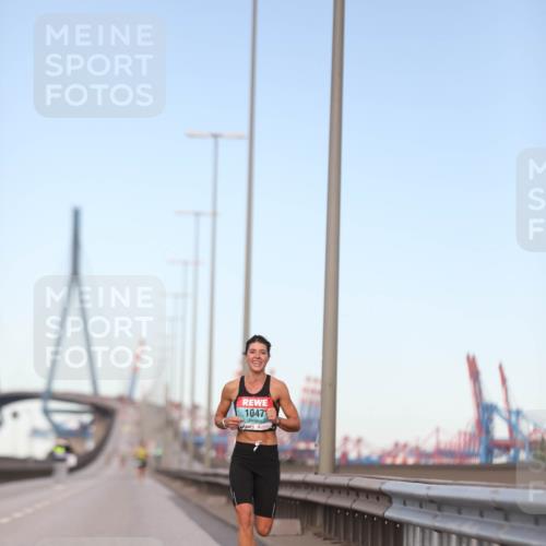 03.10.2024 - Köhlbrandbrückenlauf Fuchs,  Jonas http://msf.ph/oto/7197378 03.10.2024 09:36:02 Position 3 1047 meine-sportfotos.de