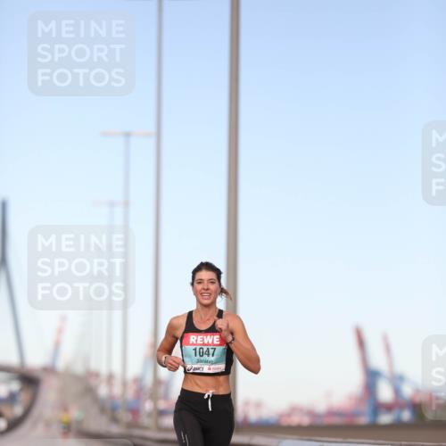 03.10.2024 - Köhlbrandbrückenlauf Fuchs,  Jonas http://msf.ph/oto/7197454 03.10.2024 09:36:04 Position 3 1047 meine-sportfotos.de