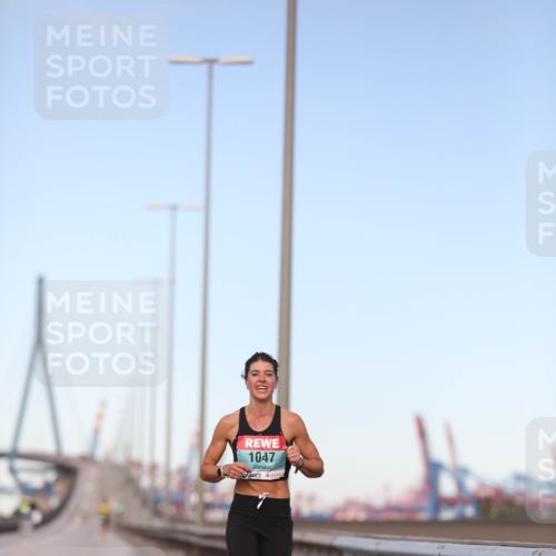 03.10.2024 - Köhlbrandbrückenlauf Fuchs,  Jonas http://msf.ph/oto/7197471 03.10.2024 09:36:04 Position 3 1047 meine-sportfotos.de