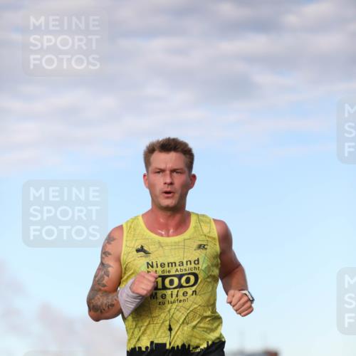 03.10.2024 - Köhlbrandbrückenlauf Fuchs,  Jonas http://msf.ph/oto/7197819 03.10.2024 09:36:36 Position 3 100, 1042 meine-sportfotos.de