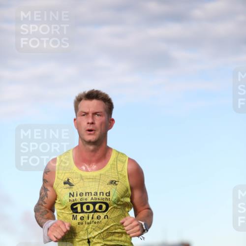 03.10.2024 - Köhlbrandbrückenlauf Fuchs,  Jonas http://msf.ph/oto/7197825 03.10.2024 09:36:36 Position 3 100, 1042 meine-sportfotos.de